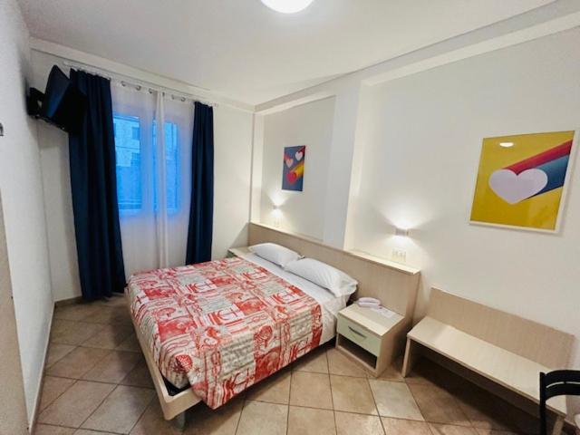 Hotel Aurora San Vincenzo Exteriör bild